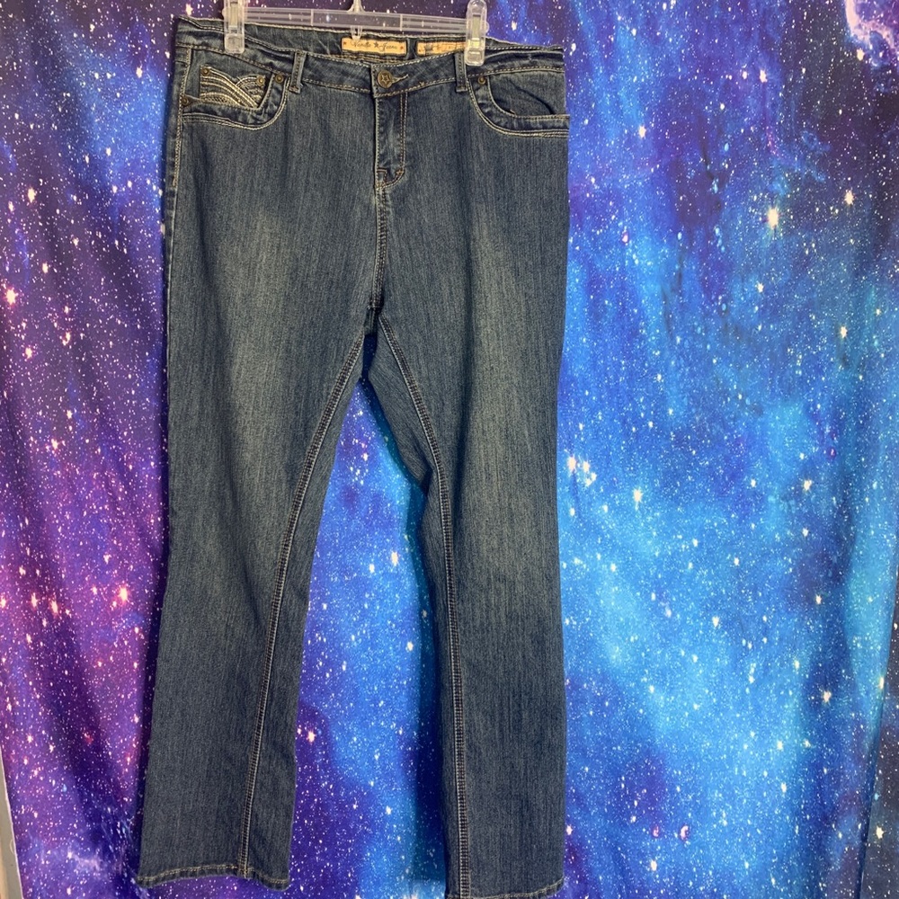 Vanilla Jeans- Medium Wash Bootcut Jeans size 16